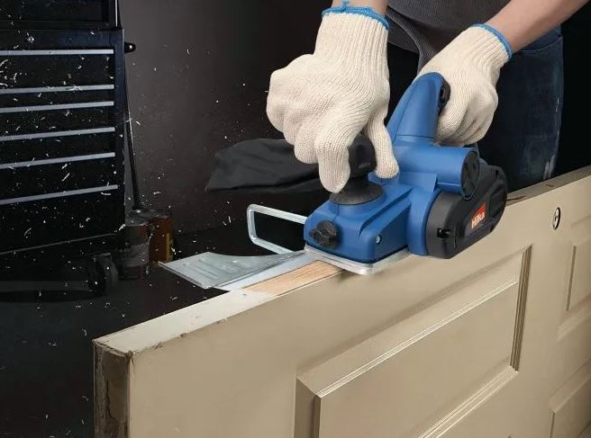 Hilka 710w Planer