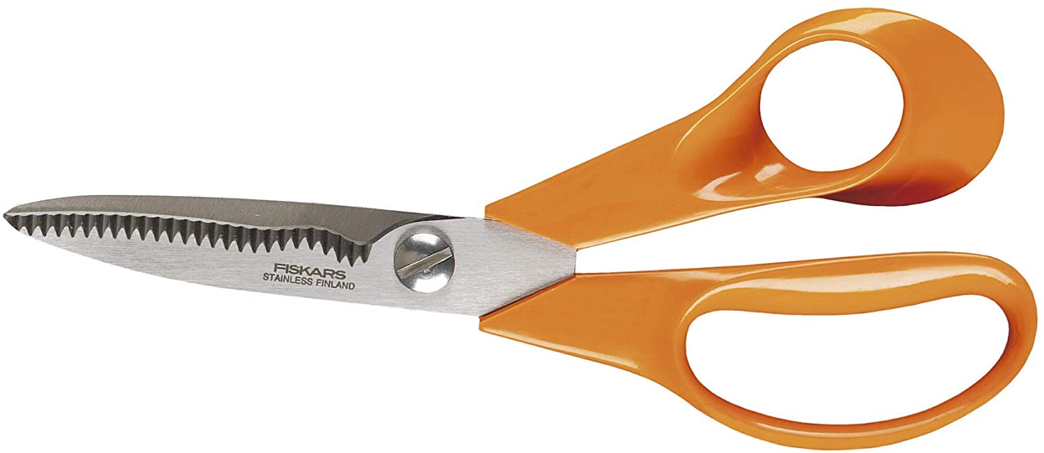 Fiskars-Universal-Scissors-S92-Length:-18-cm-Stainless-steel-blade-plastic-handles-Classic