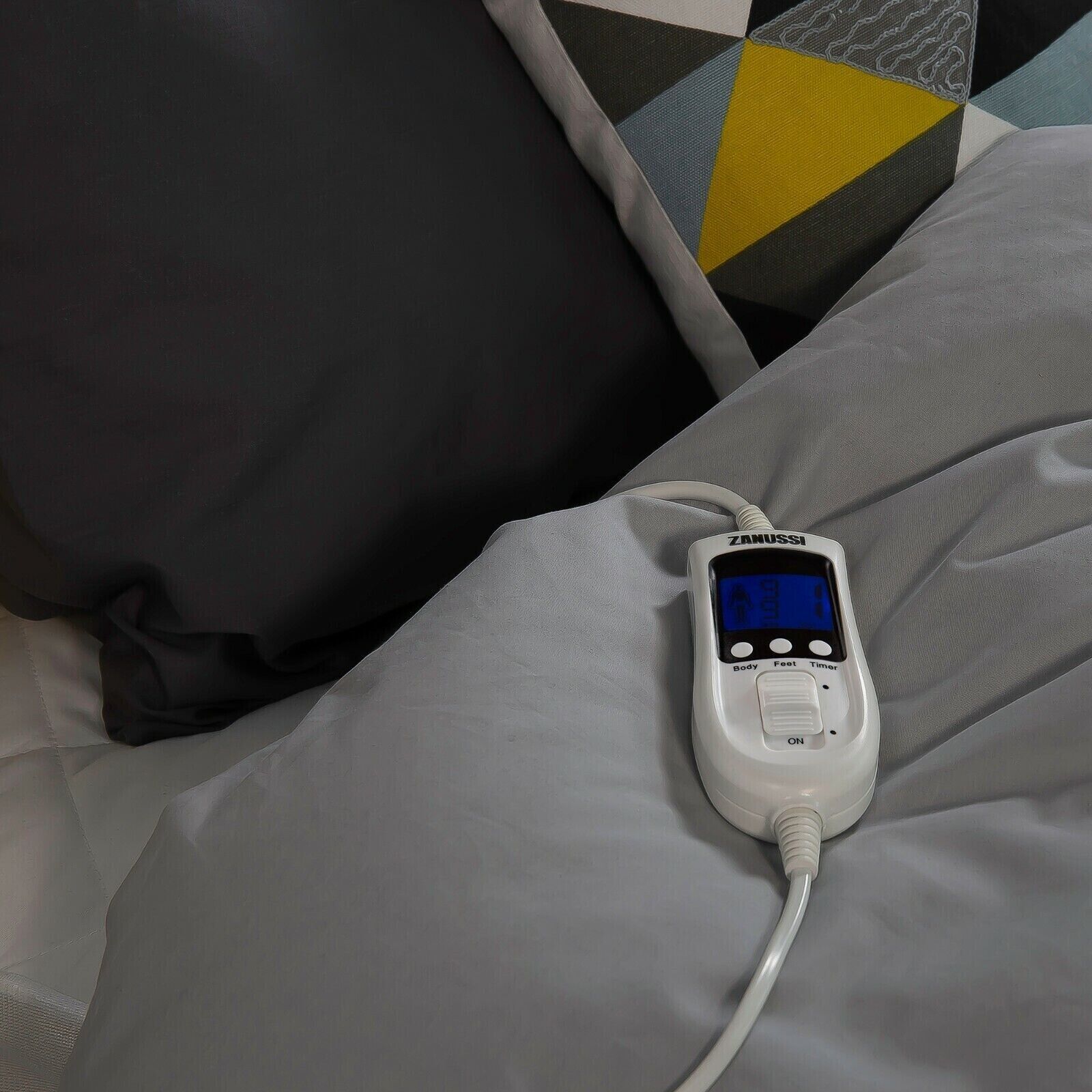 Zanussi Double Electric Heated Blanket with 9 Heat Settings and Timer